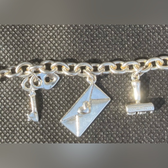 Vintage Cellini Sterling Silver Love Charm Bracelet - Picture 14 of 14